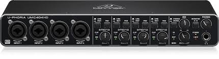 Behringer UMC404HD